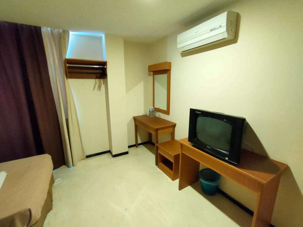 Mrc Hotel Melaka Raya Exterior foto