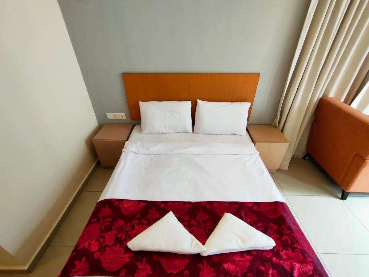Mrc Hotel Melaka Raya Exterior foto