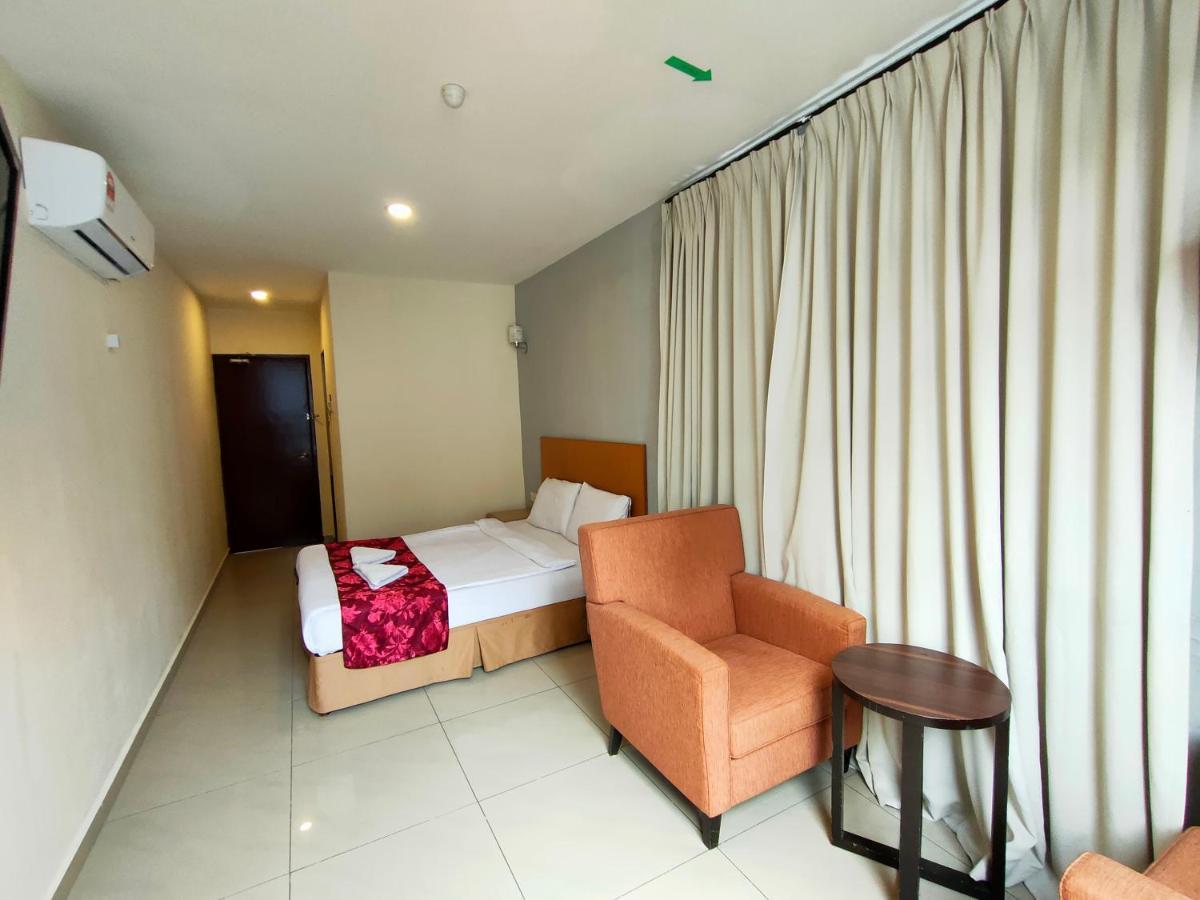 Mrc Hotel Melaka Raya Exterior foto